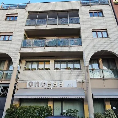 Milan Condo ideal for Families,Pets,Business-3